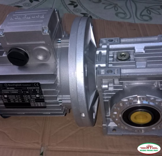 MOTOR GIẢM TỐC CỐT ÂM NMRV