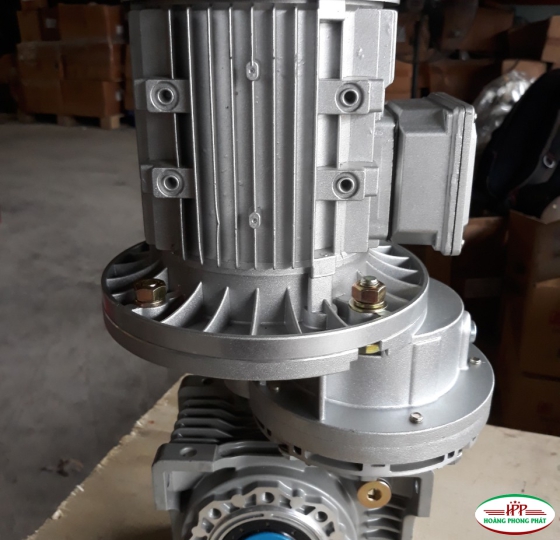 MOTOR GIẢM TỐC CỐT ÂM NMRV
